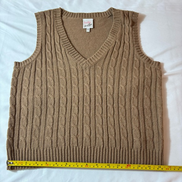 Belle du Jour Sweater Vest Cable Knit Sleeveless V-Neck Brown Size Medium - Picture 10 of 10